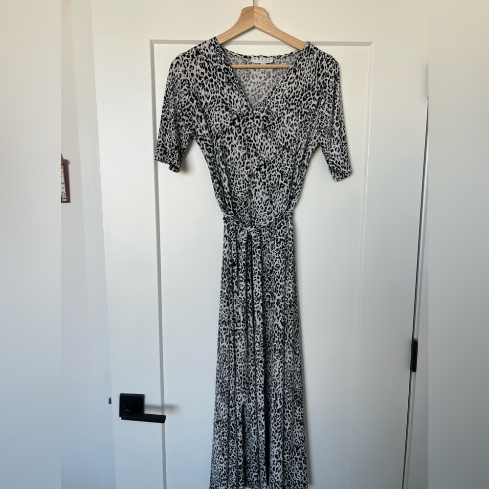 CHAUS Maxi Leopard Print Dress